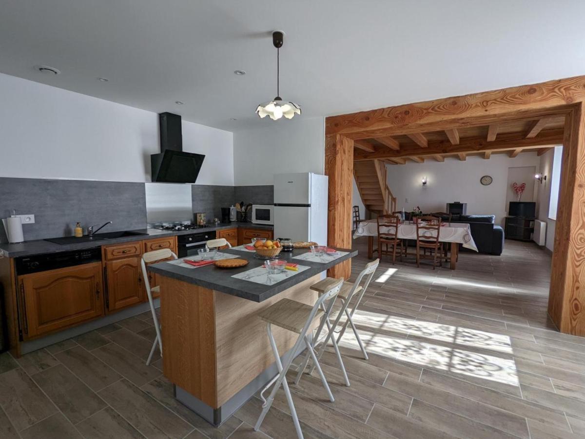 Puyreaux Maison Lumineuse Avec Cour Privative, Proche Sites Culturels, Tout Confort, Equipe Bebe, Wifi Inclus - Fr-1-653-98 מראה חיצוני תמונה
