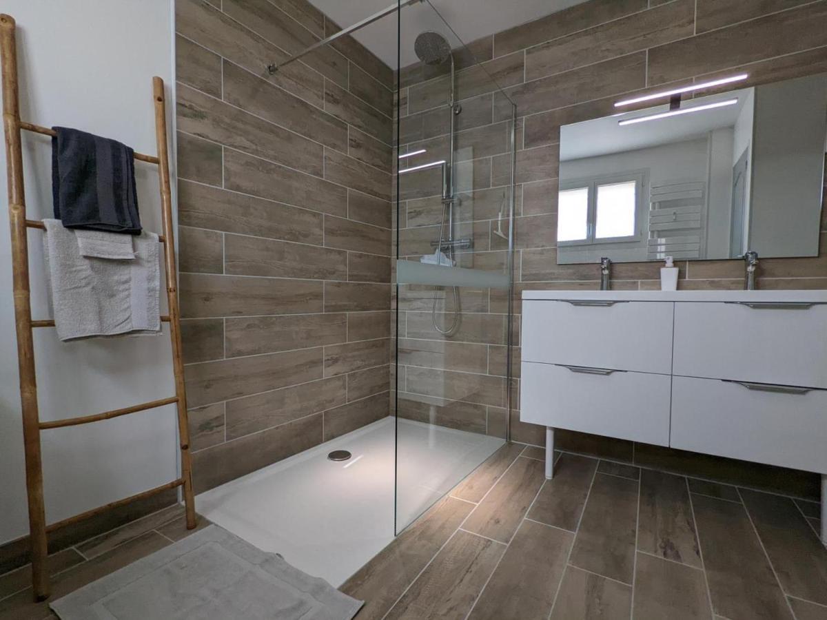 Puyreaux Maison Lumineuse Avec Cour Privative, Proche Sites Culturels, Tout Confort, Equipe Bebe, Wifi Inclus - Fr-1-653-98 מראה חיצוני תמונה