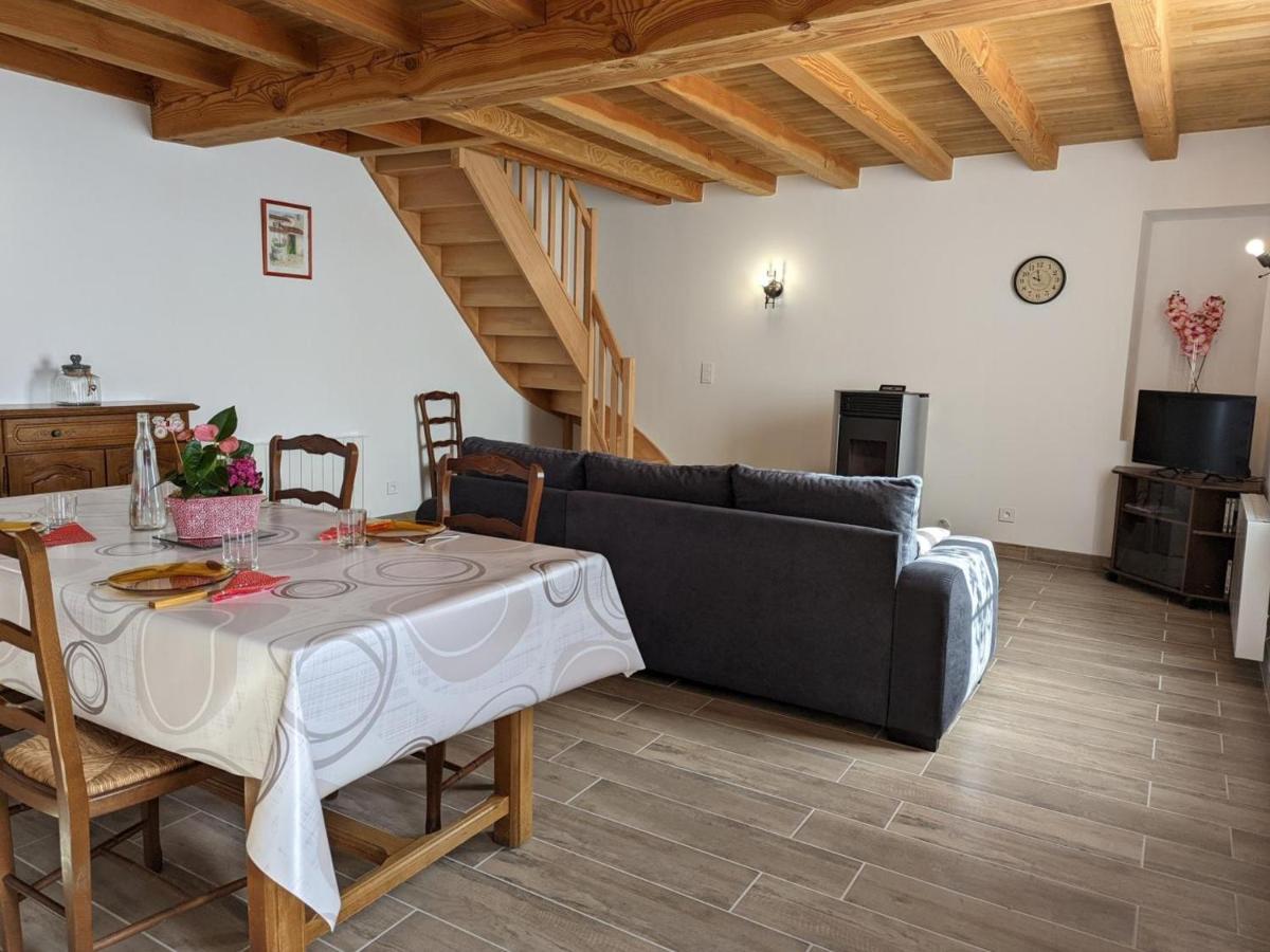 Puyreaux Maison Lumineuse Avec Cour Privative, Proche Sites Culturels, Tout Confort, Equipe Bebe, Wifi Inclus - Fr-1-653-98 מראה חיצוני תמונה